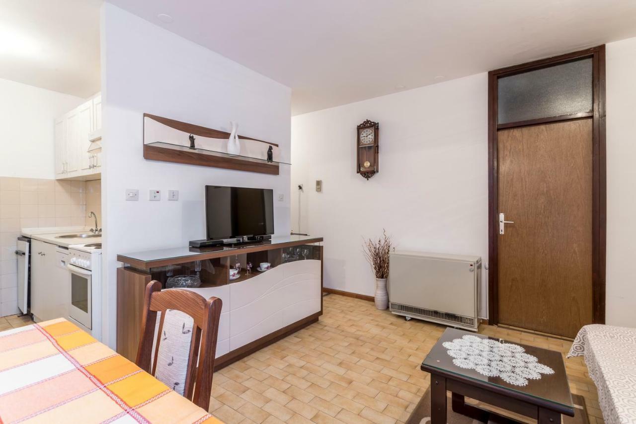 Apartment Kossi สปลิท ภายนอก รูปภาพ